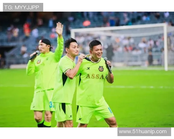 香港足球明星表演队精彩亮相展现足球魅力与团队精神的完美结合